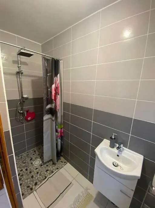 Charmante Maison Entierement Equipee Avec Piscine Et Jacuzzi Petit-Bourg Сasa de vacaciones